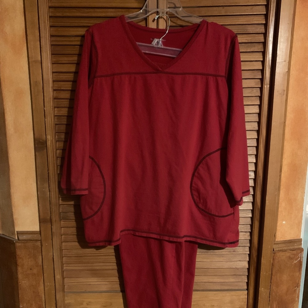 Dreams & Co 3/4 sleeve v-neck red lounge set 1X